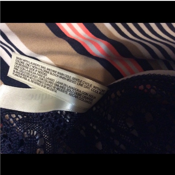 B & B Boutique Striped Colorful Blouse Size 3X - Picture 6 of 11